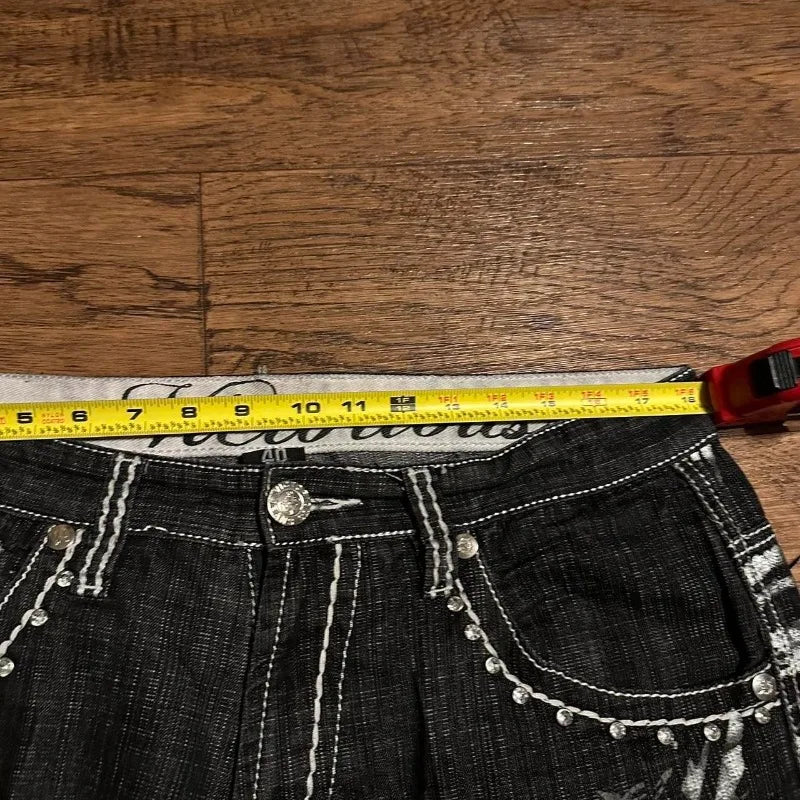 Embroidered Jorts